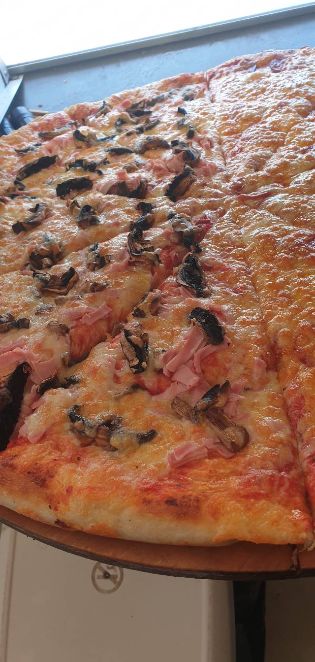 Ham and Mushroom Pizza